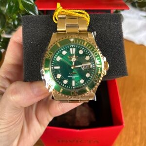 NWT Invicta Pro Diver Gold Watch with Green Bezel